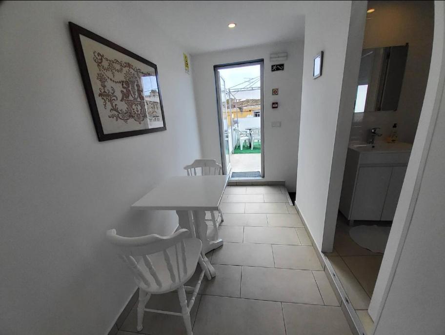 Blife Faro City Life Private Rooms エクステリア 写真
